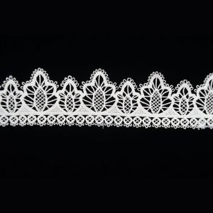 White Pine Tree Pattern Lace Ribbon 1